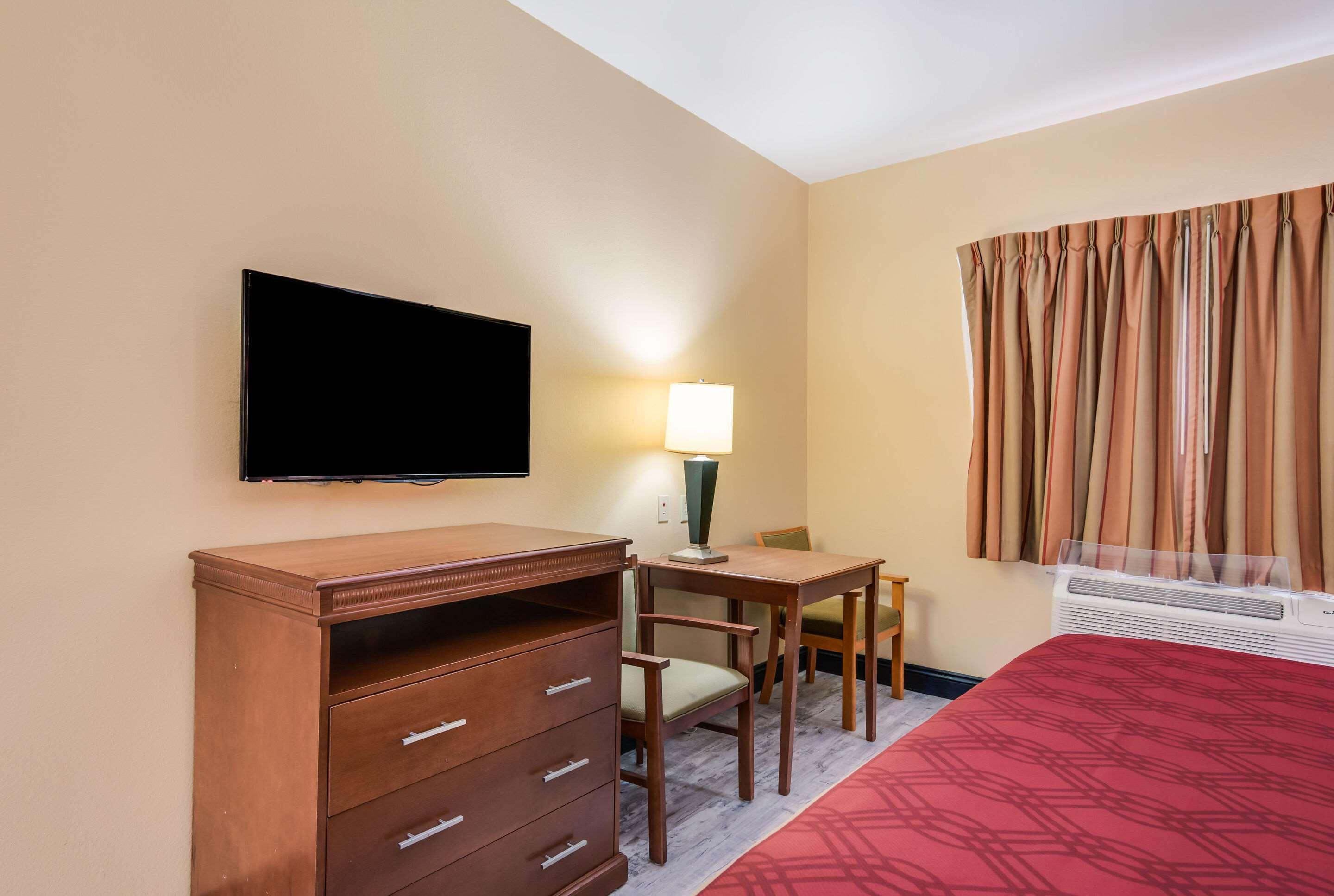Econo Lodge Inn & Suites Little Rock Sw Eksteriør bilde