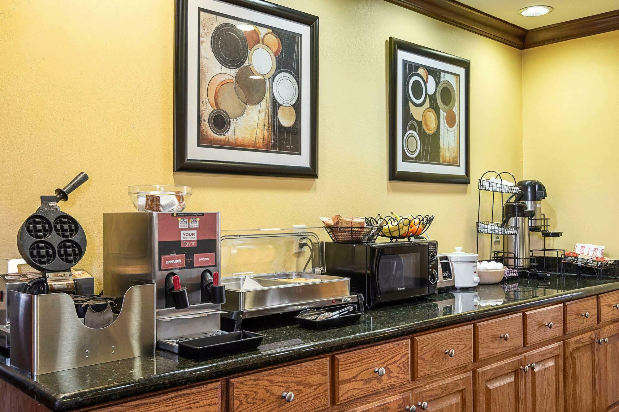 Econo Lodge Inn & Suites Little Rock Sw Eksteriør bilde